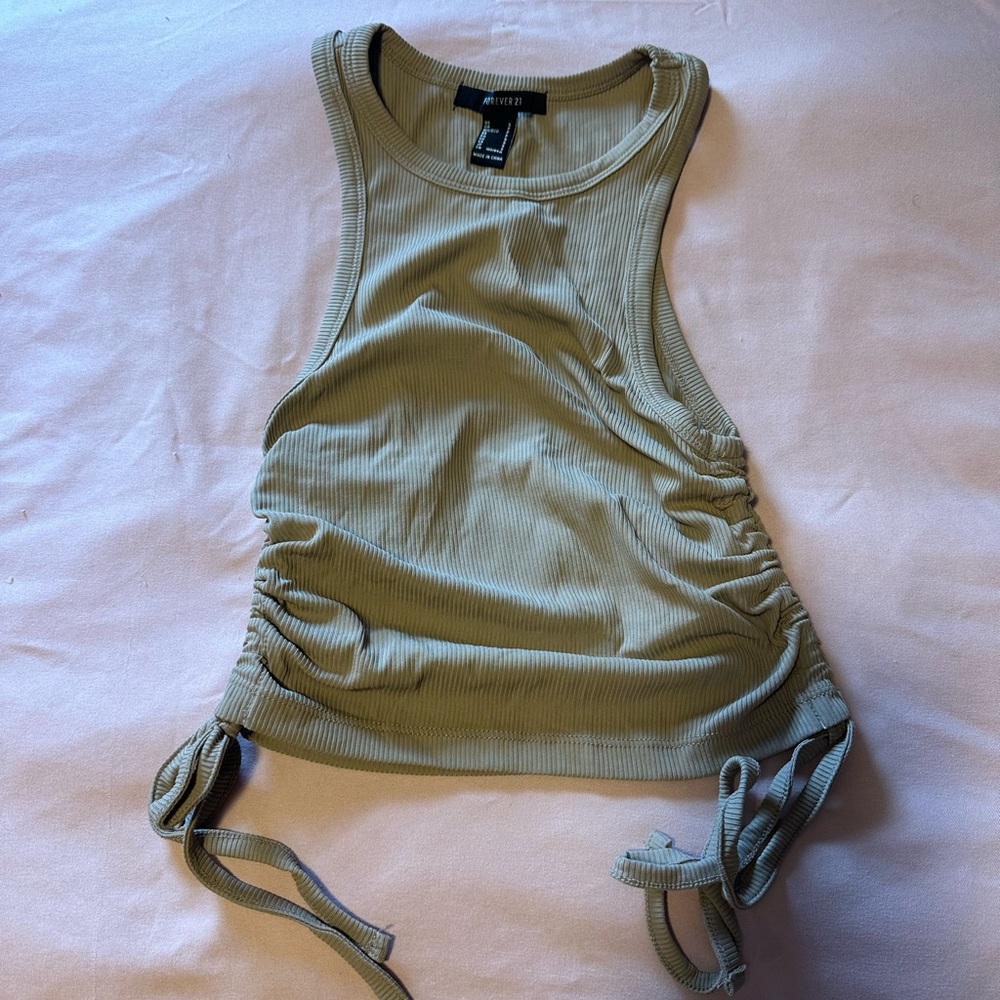 Cropped top